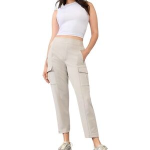 Athleta Endless High Rise Tapered Cargo Pant Size 6
